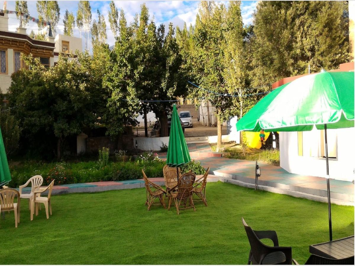 לה Beyond Stay - Kanika Himalayan View מראה חיצוני תמונה
